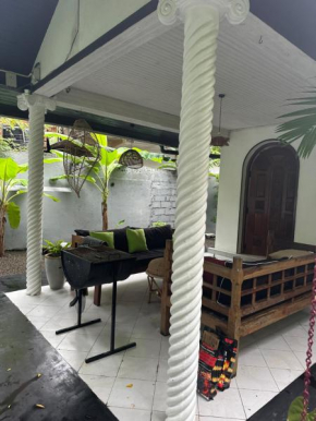 Catal INN Unawatuna Sri Lanka